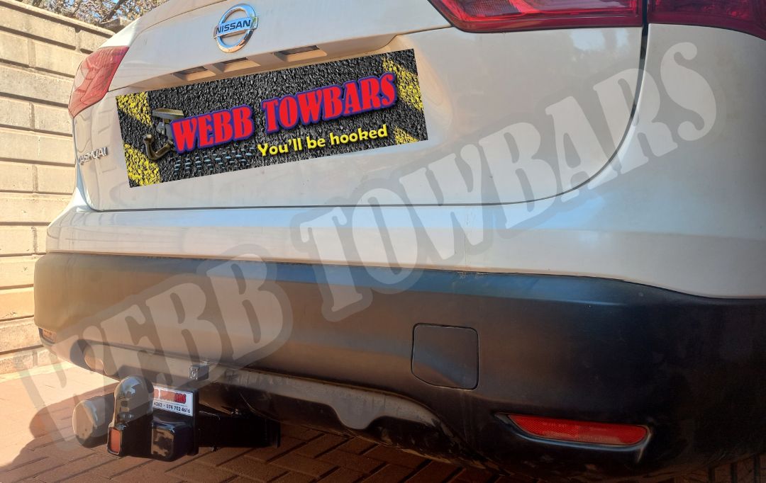 Nissan Qashqai featuring a standard towbar, meticulously manufactured and installed by Webb Towbars in Gauteng, South Africa for dependable towing capability.