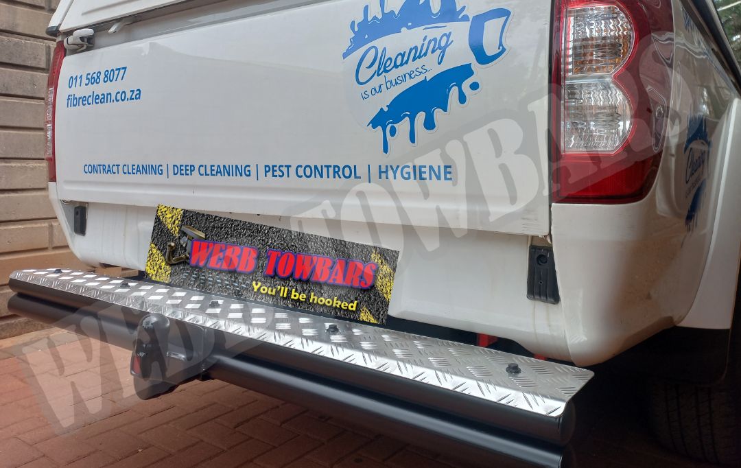 GWM Steed 5 double tube and step towbar, manufactured and fitted by Webb Towbars in Gauteng, South Africa, for improved towing strength and functionality.