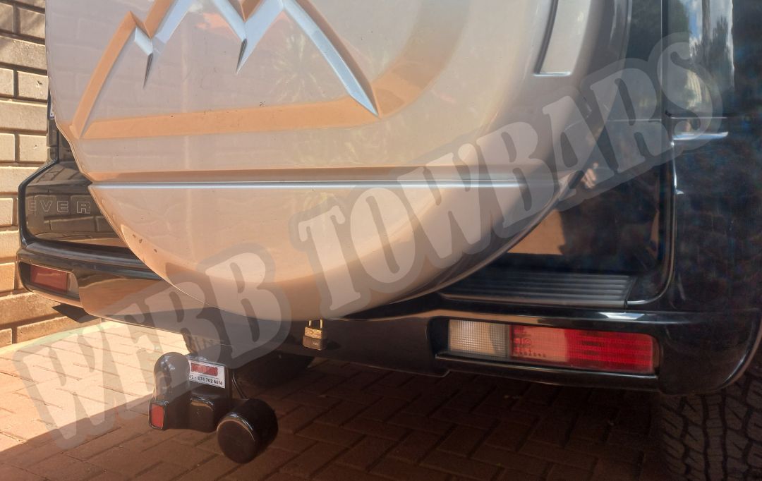 Ford Everest with a standard towbar, professionally manufactured and fitted by Webb Towbars in Gauteng, South Africa for dependable towing performance.