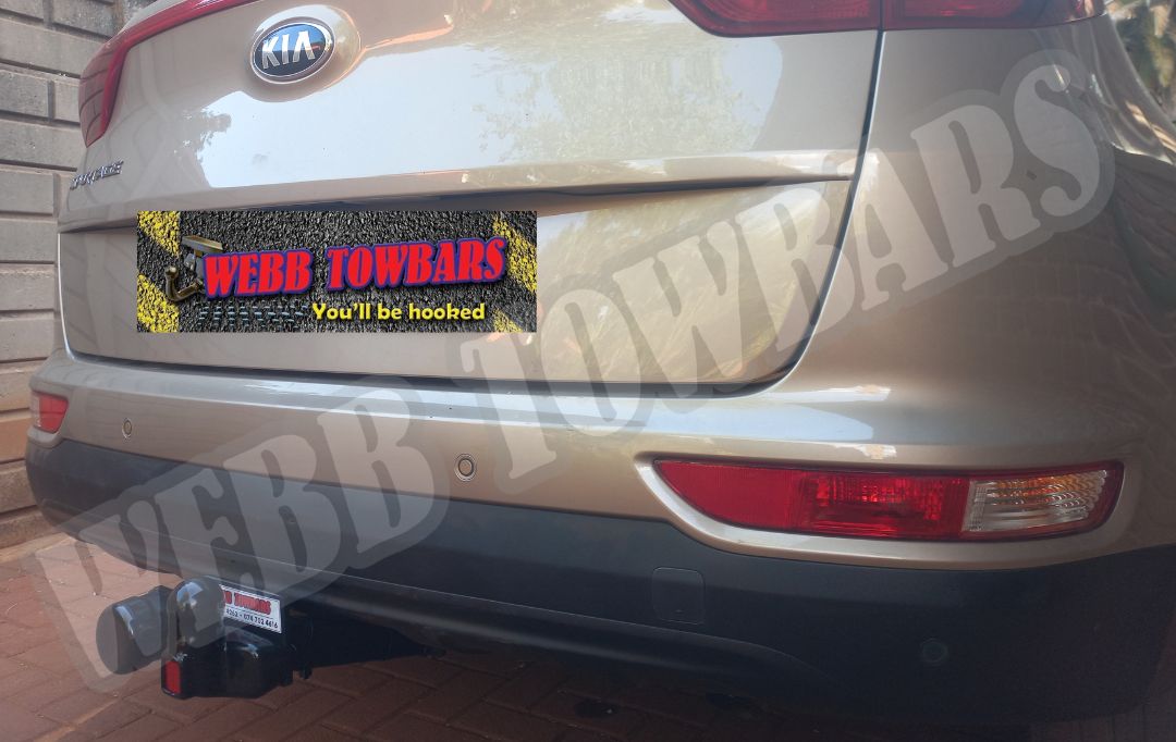 Kia Sportage fitted with a robust standard towbar, expertly manufactured and installed by Webb Towbars in Gauteng, South Africa for dependable towing performance.