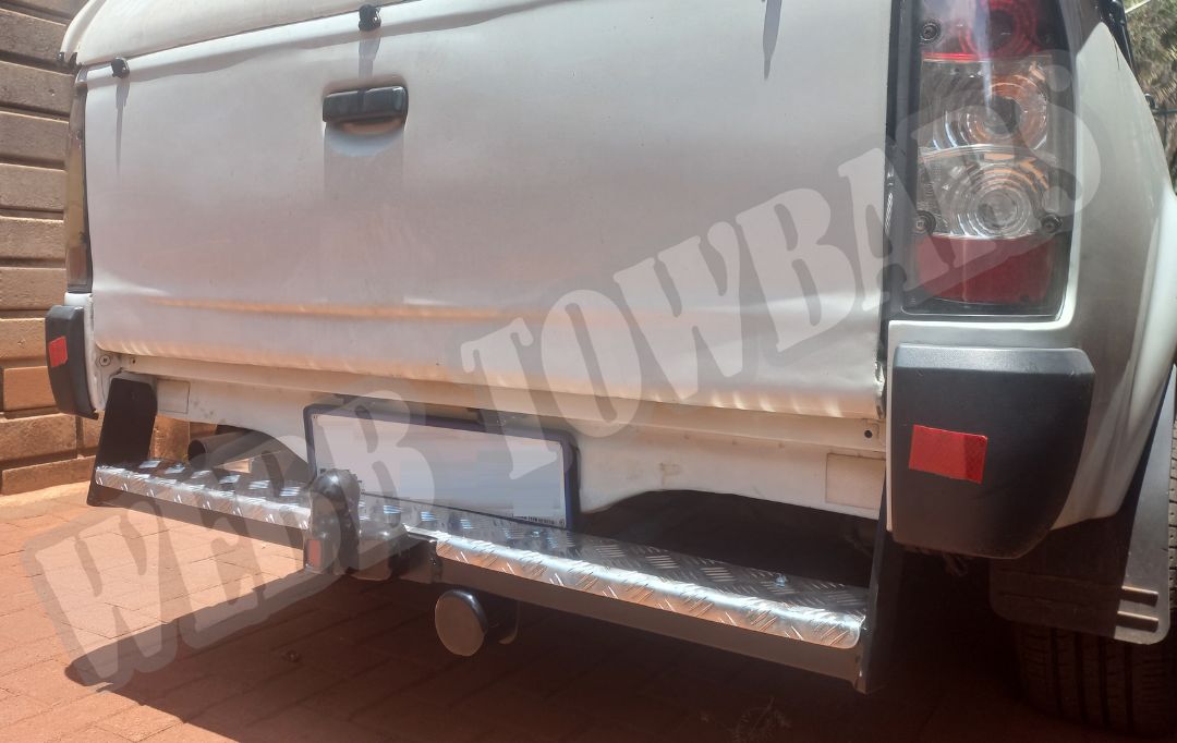 Ford Bantam Straight Pipe Towbar with Step – Expertly Manufactured and Fitted by Webb Towbars in Gauteng, South Africa