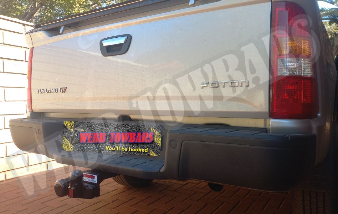 Foton Tunland fitted with a standard towbar by Webb Towbars in Gauteng, South Africa – Expertly manufactured and installed towing solution for bakkies.